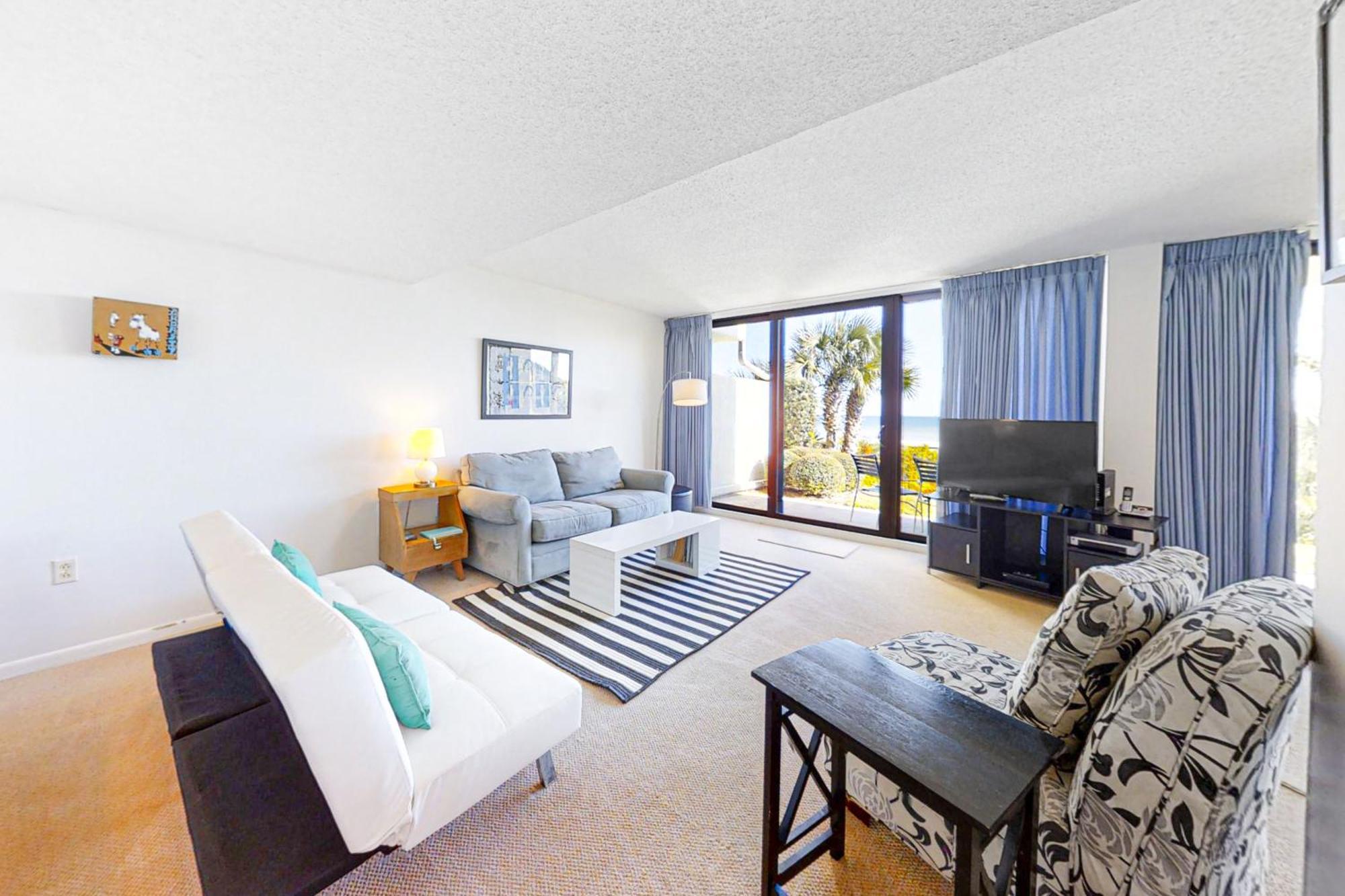 Captains Court 1004 Fernandina Beach Room photo