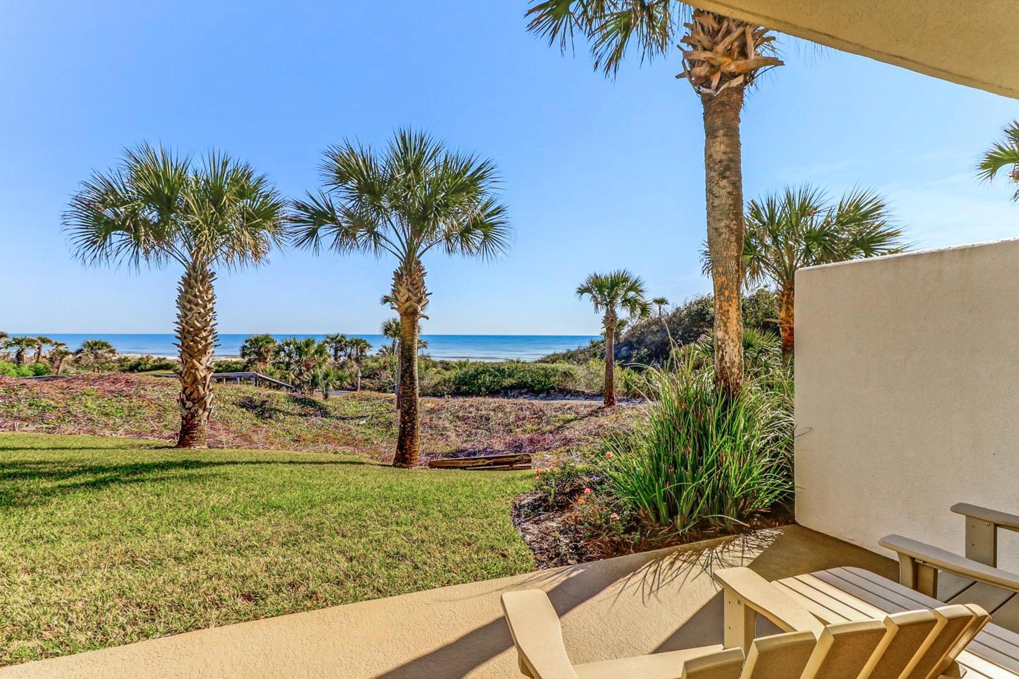Captains Court 1004 Fernandina Beach Room photo